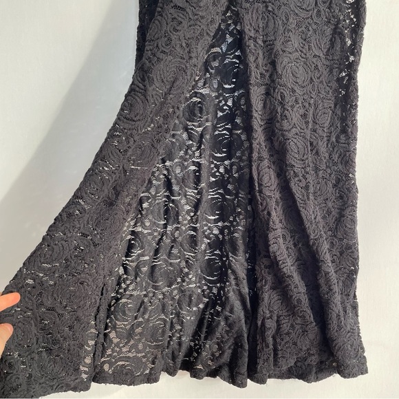 Alice + Olivia Mia Lace Maxi Dress Black See Through Deep Plunge V Neck Slit 4 - Picture 5 of 14